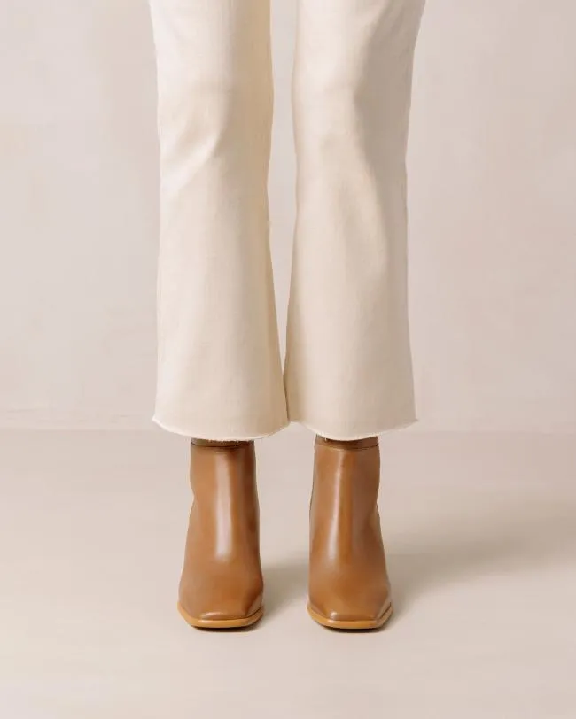 ALOHAS Boots West 8211 Cream And Brown Leather Ankle Boots 8211 Women