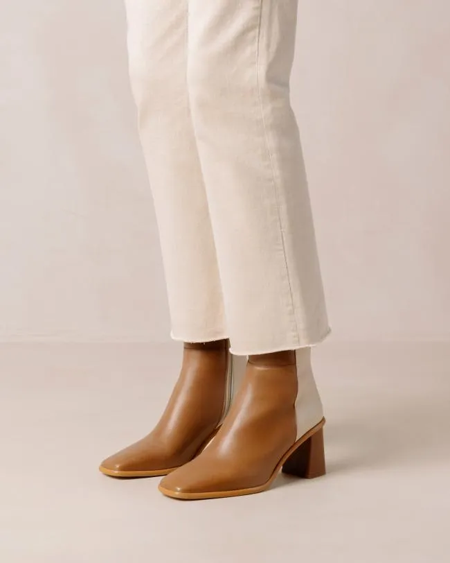 ALOHAS Boots West 8211 Cream And Brown Leather Ankle Boots 8211 Women