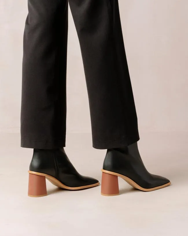 ALOHAS Boots West Cape Corn 8211 Black Vegan Leather Boots 8211 Women