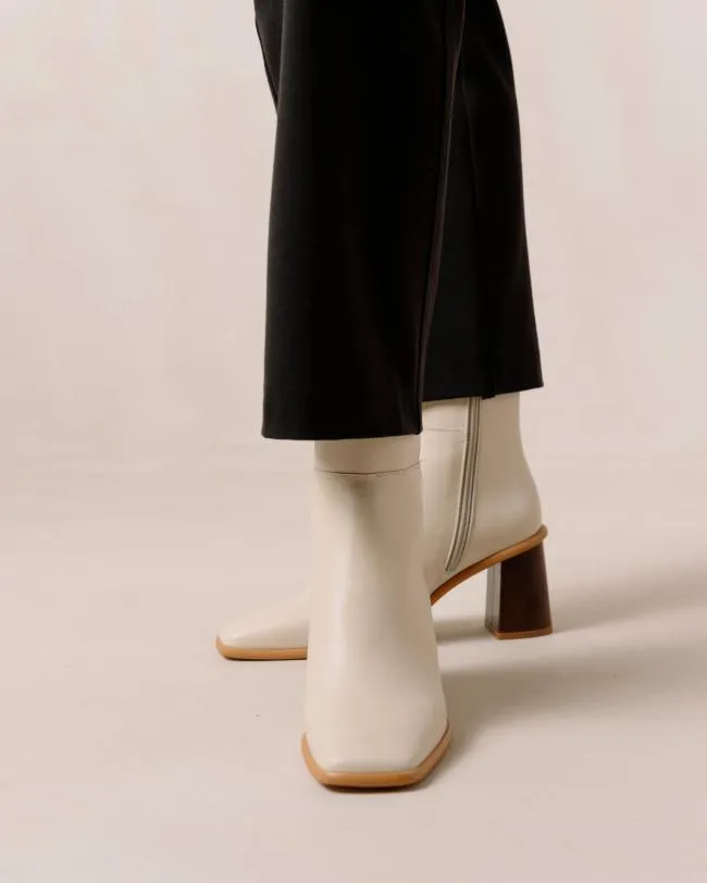ALOHAS Boots West Vintage 8211 White Leather Boots 8211 Women