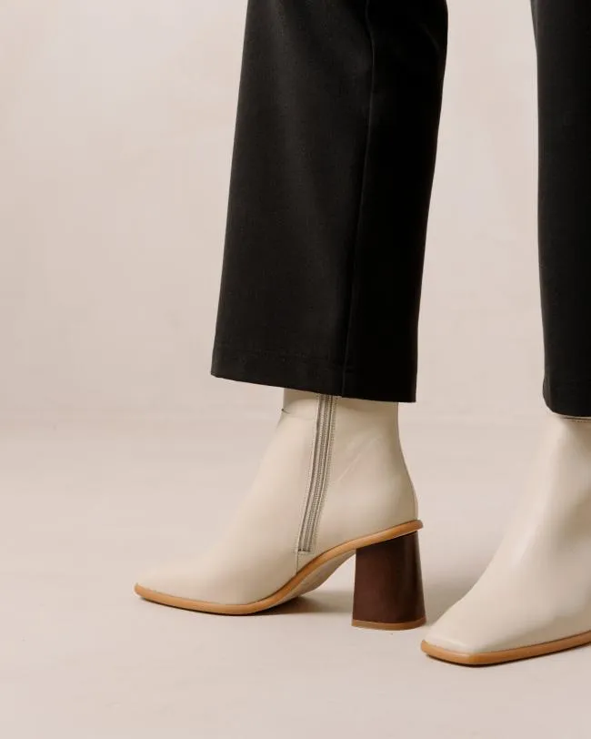 ALOHAS Boots West Vintage 8211 White Leather Boots 8211 Women