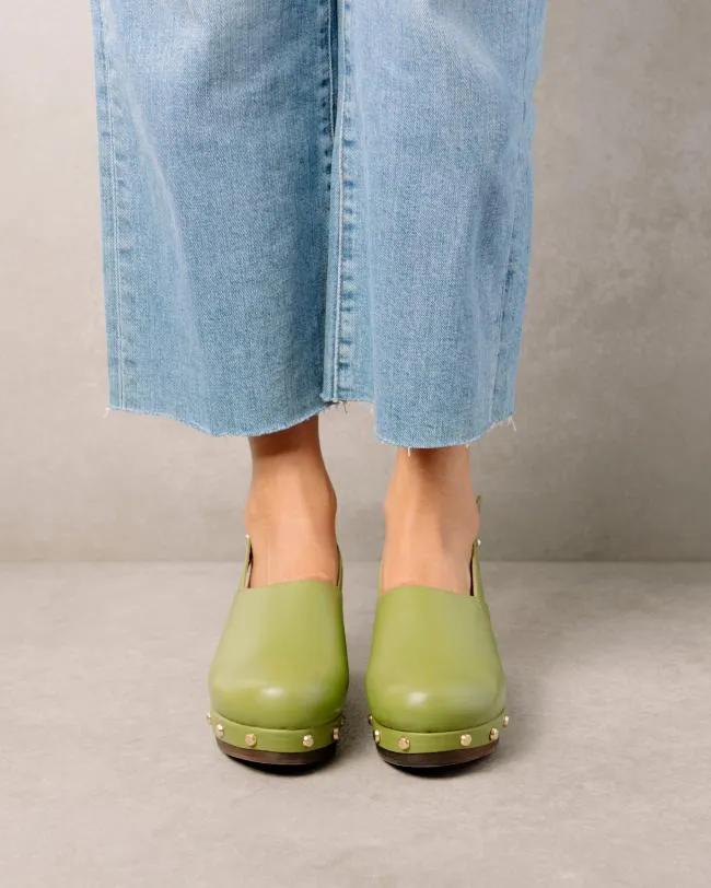 ALOHAS Clogs Vinyl 8211 Green Leather Clogs 8211 Women