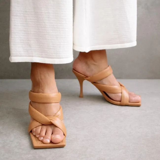 ALOHAS Heels Amaretto 8211 Brown Leather Sandals 8211 Women