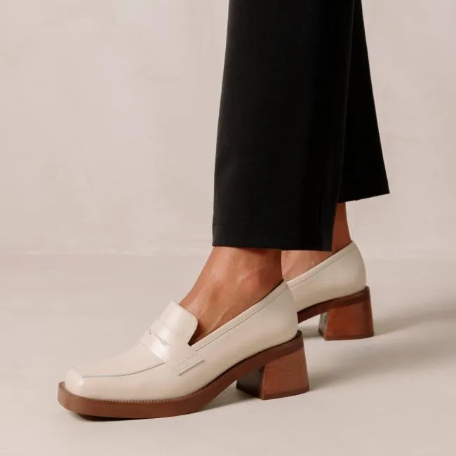 ALOHAS Loafers Roxanne 8211 Cream Leather Loafers 8211 Women