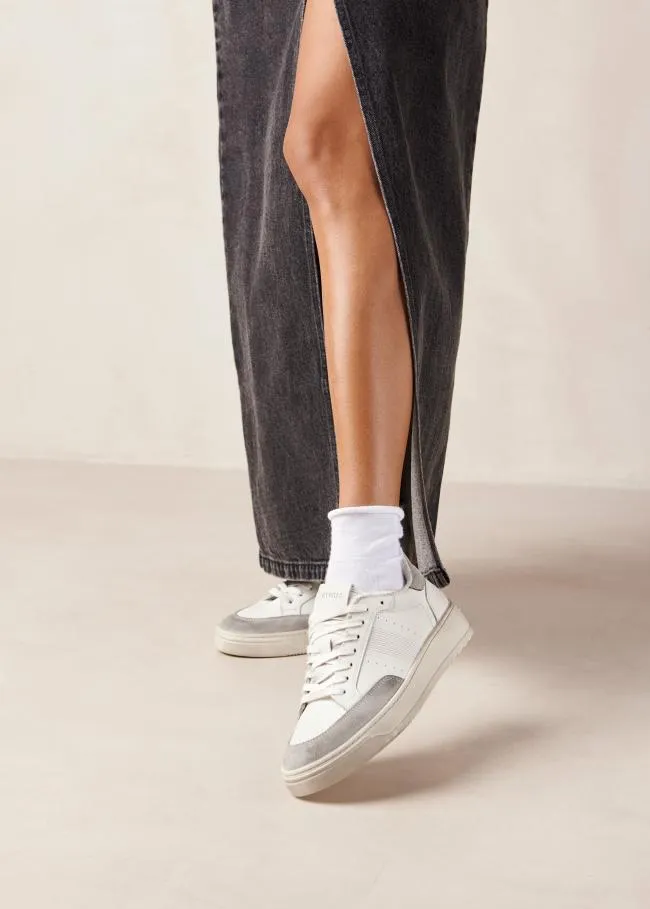 ALOHAS Sneakers Tb780 8211 OffWhite And Grey Distressed Sneakers 8211 Women