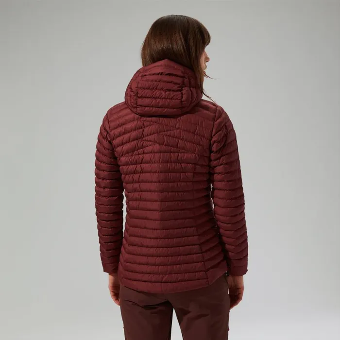 Berghaus Insulated Nula Micro Synthetic Insulated Jacket 8211 Red 8211 Women Berghaus Insulated Nula Micro Synthetic Insulated Jacket 8211 Red 8211 Women