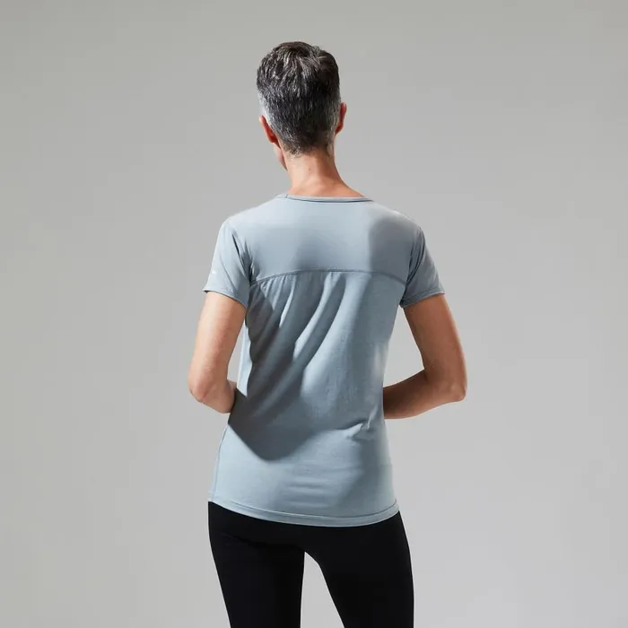 Berghaus TShirts Voyager Tech Tee Super Stretch Crew 8211 GreyLight Grey 8211 Women