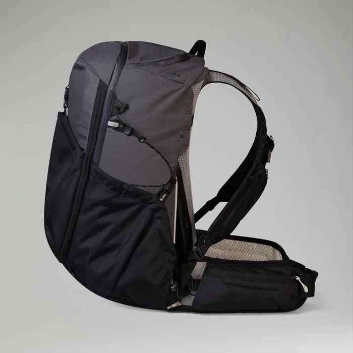 Berghaus Travel 3D Freeflow 305L S Pack GreyBlack 8211 MenWomen Berghaus Travel 3D Freeflow 305L S Pack GreyBlack 8211 MenWomen