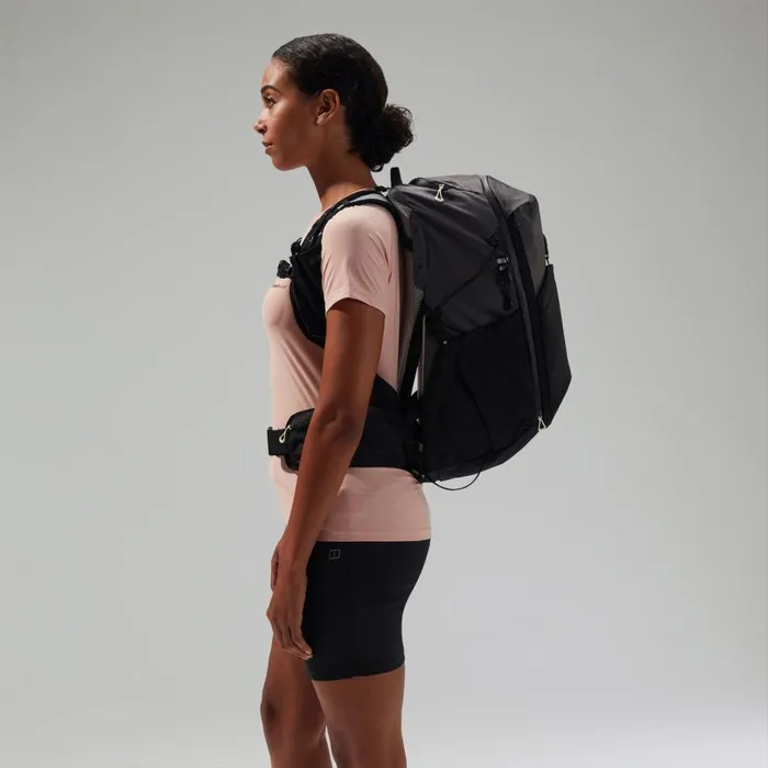 Berghaus Travel 3D Freeflow 305L S Pack GreyBlack 8211 MenWomen Berghaus Travel 3D Freeflow 305L S Pack GreyBlack 8211 MenWomen