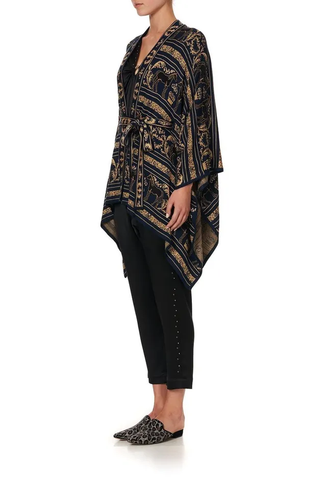 Camilla Knitwear Women Short Knit Poncho With Tie Punk Of Primrose