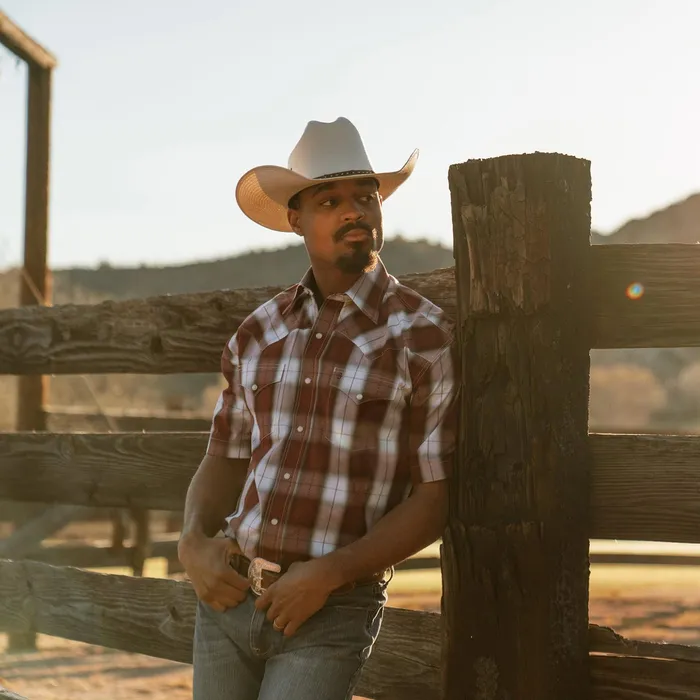 Classic Cut Men Stetson Shadow Plaid Short Sleeve Western Shirt Wine