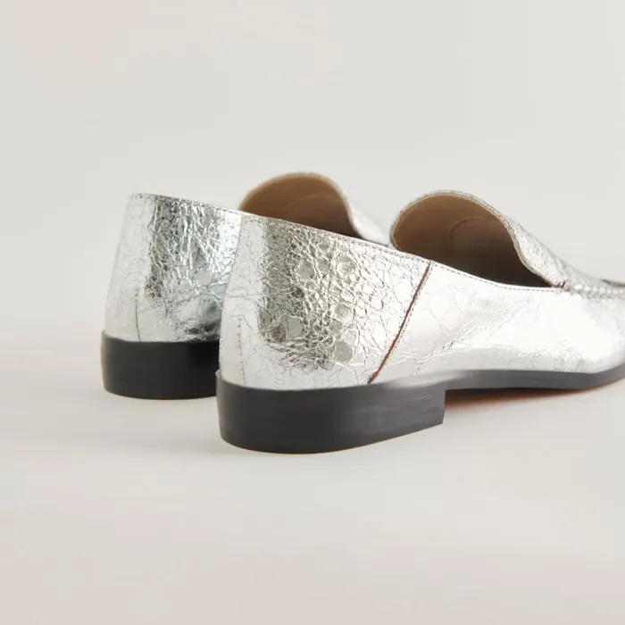 Dolce Vita Beny Wide Flats Silver Distressed Leather Women Flats and Loafers
