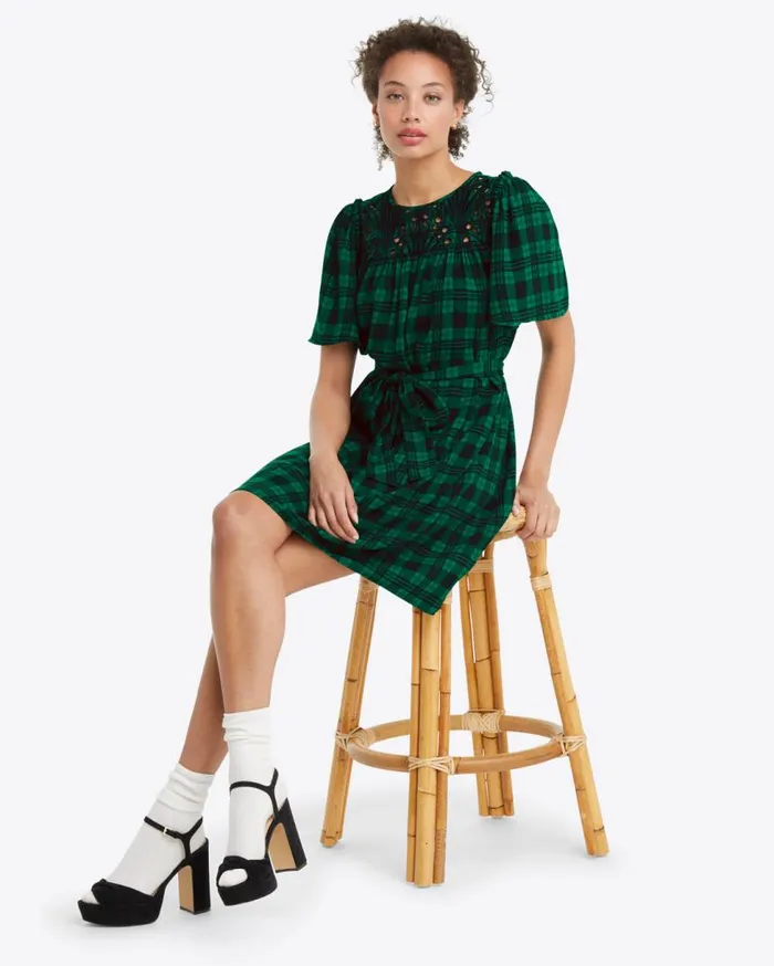 Draper James Extended Sizes Women Flutter Sleeve Shift Dress In Blackwatch Plaid