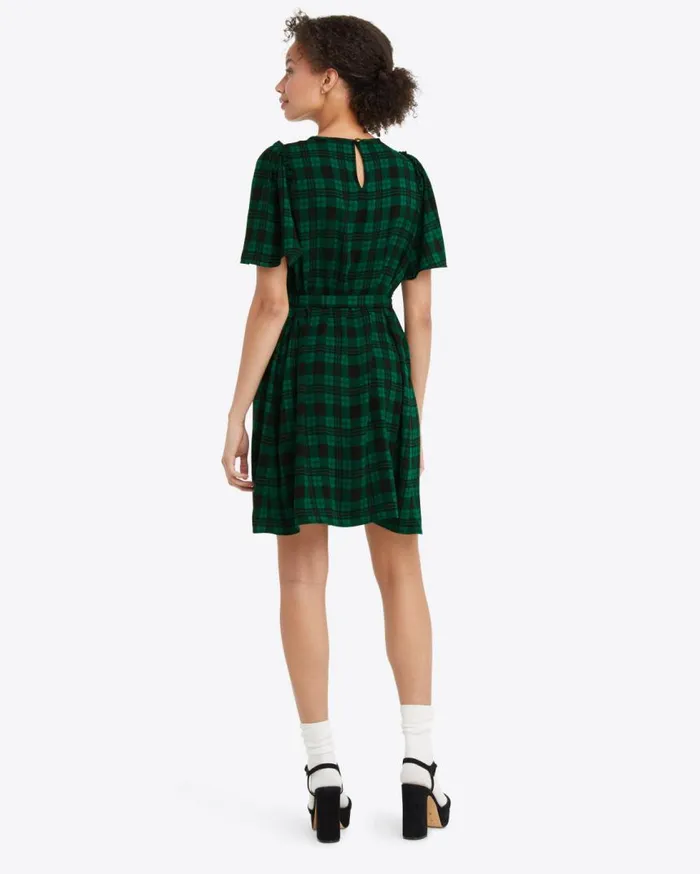 Draper James Extended Sizes Women Flutter Sleeve Shift Dress In Blackwatch Plaid