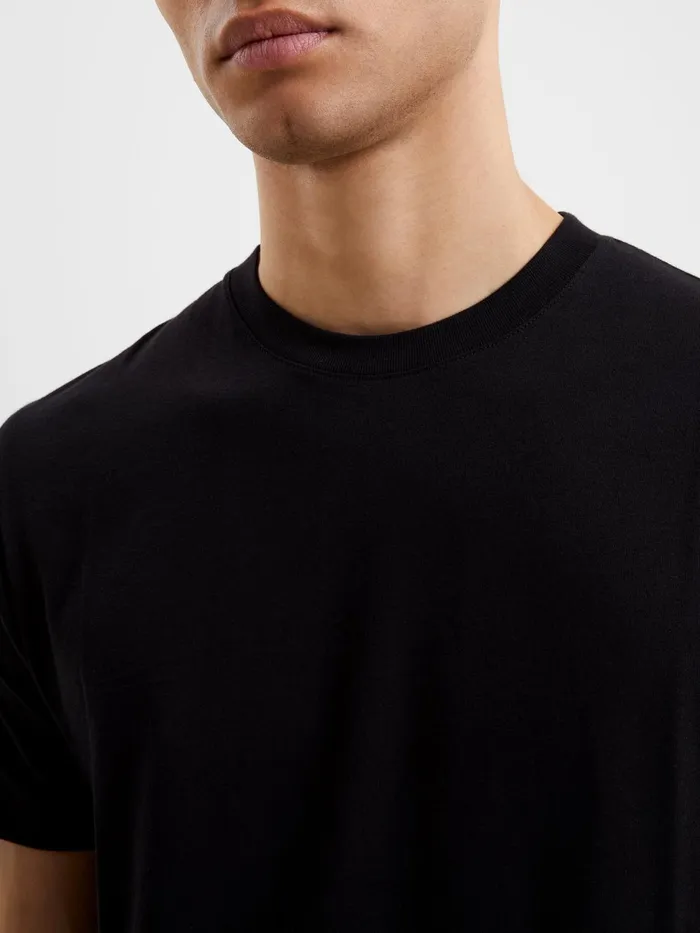 French Connection Organic Cotton Classic TShirt 8211 Black Onyx Man TShirts and Polo Shirts