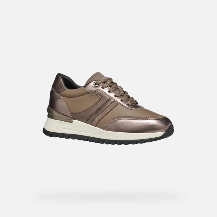 Geox Sneakers DESYA WOMAN Taupe Low Top Sneakers Taupe 8211 Woman