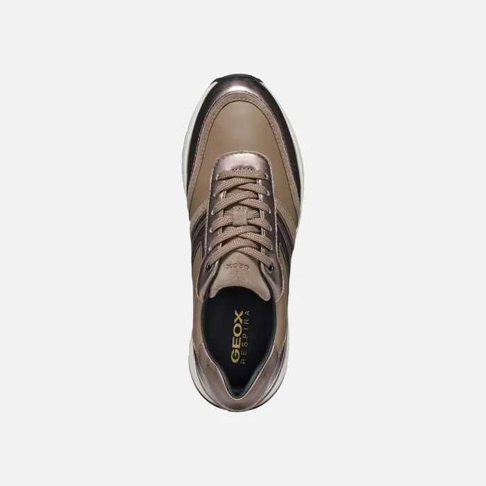 Geox Sneakers DESYA WOMAN Taupe Low Top Sneakers Taupe 8211 Woman