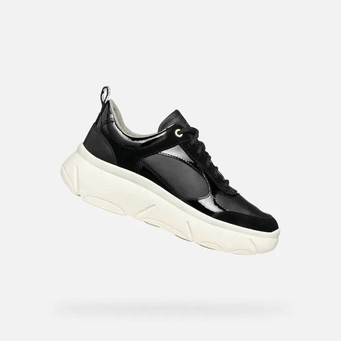 Geox Sneakers NEBULA 20 X WOMAN Black Low Top Sneakers Black 8211 Woman