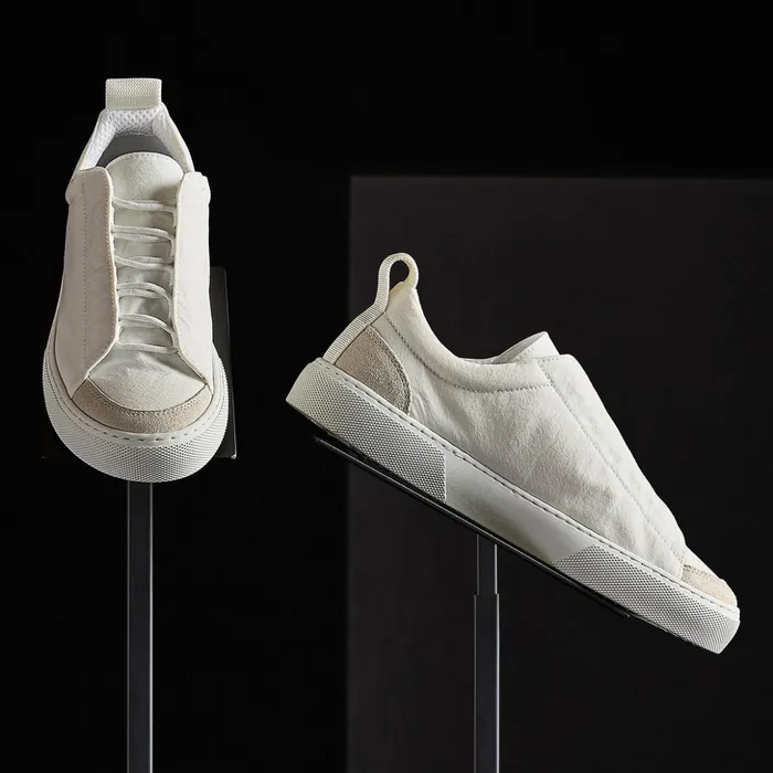 James Perse LaceUps WomenSINGLEQUOTEADDEDs Solstice Low Top Skate Sneaker Whitetaupe 8211 Women James Perse LaceUps WomenSINGLEQUOTEADDEDs Solstice Low Top Skate Sneaker Whitetaupe 8211 Women
