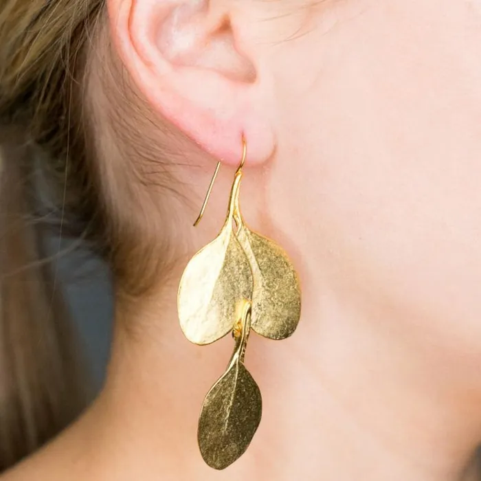Kenneth Jay Lane Metallic Finish Earrings Women Satin Gold Long Leaf Pierced Earrings Kenneth Jay Lane Metallic Finish Earrings Women Satin Gold Long Leaf Pierced Earrings