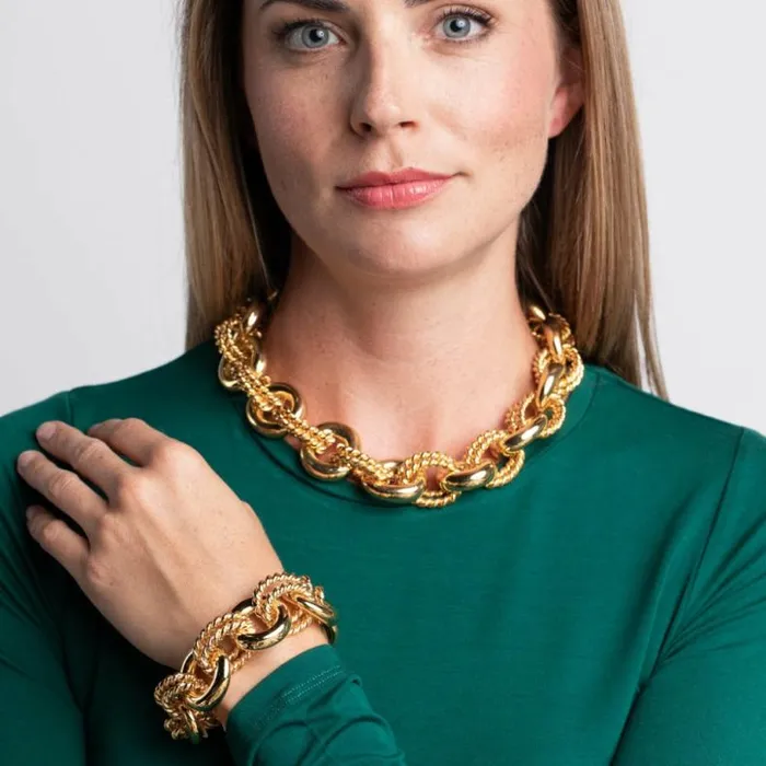 Kenneth Jay Lane Metallic Finish Necklaces Women Polished Gold Link Necklace