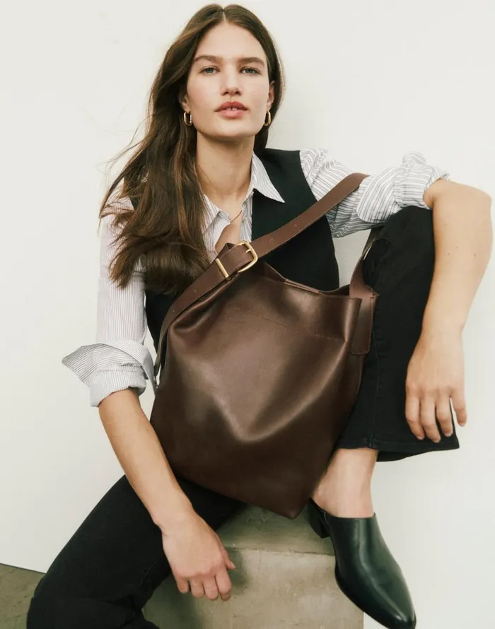 Madewell The Essential Bucket Tote Chocolate Raisin Women Bags