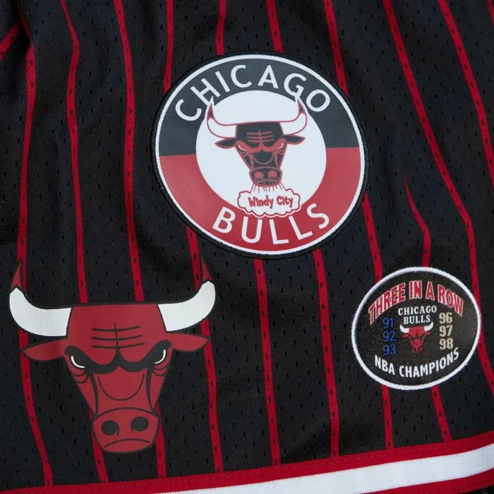 Men039s Shorts Mitchell and Ness City Collection Mesh Shorts Chicago Bulls Men039s Shorts Mitchell and Ness City Collection Mesh Shorts Chicago Bulls