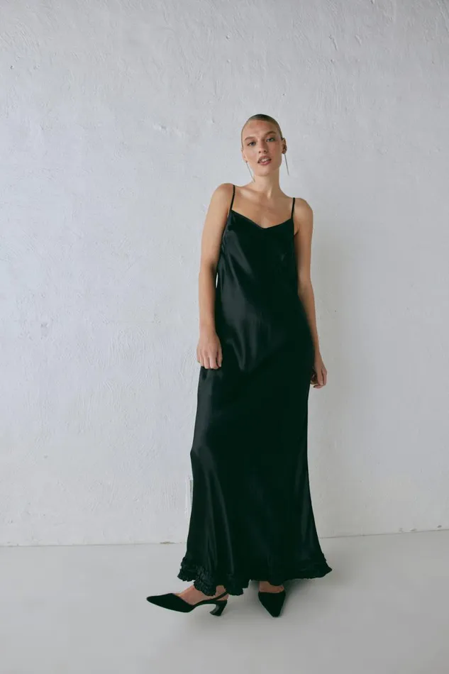 MidiMaxi Dresses Women VRG GRL Alber Satin Maxi Dress Black MidiMaxi Dresses Women VRG GRL Alber Satin Maxi Dress Black