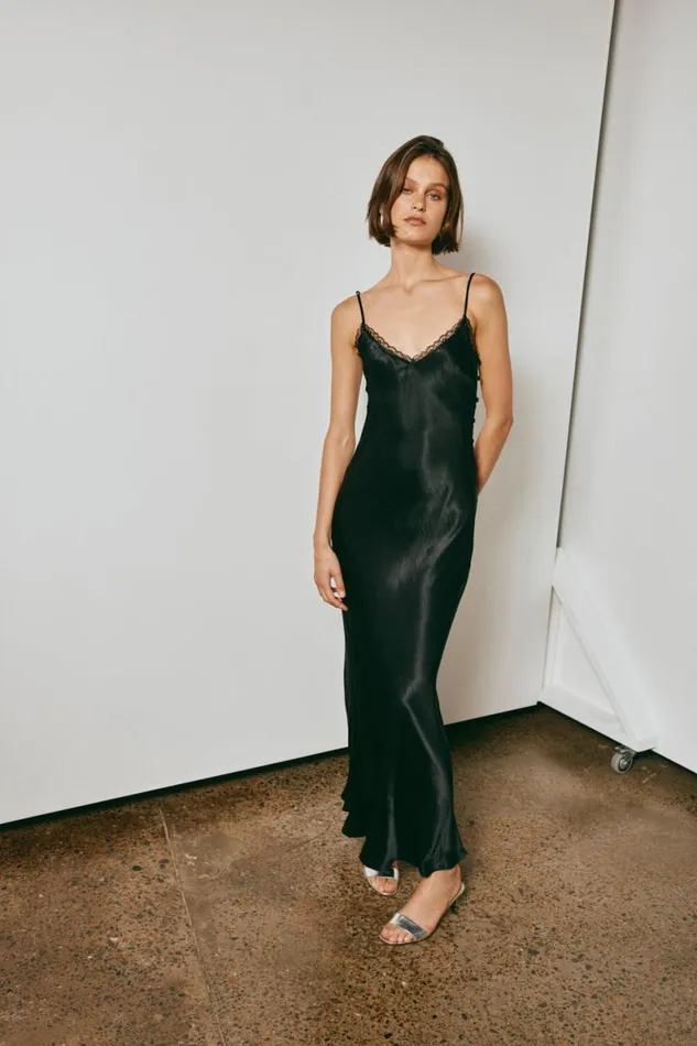 MidiMaxi Dresses Women VRG GRL Isle Of Paradise Bias Cut Maxi Dress Black