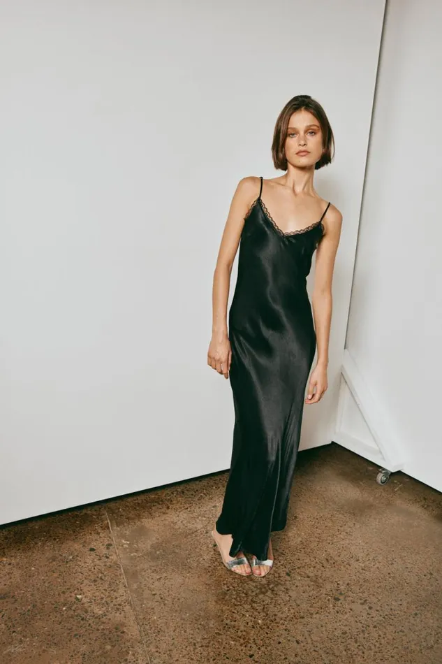 MidiMaxi Dresses Women VRG GRL Isle Of Paradise Bias Cut Maxi Dress Black