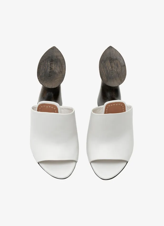 Off White La Sculpture Mules In Calfskin and Wood Women Alaa La Sculpture Off White La Sculpture Mules In Calfskin and Wood Women Alaa La Sculpture