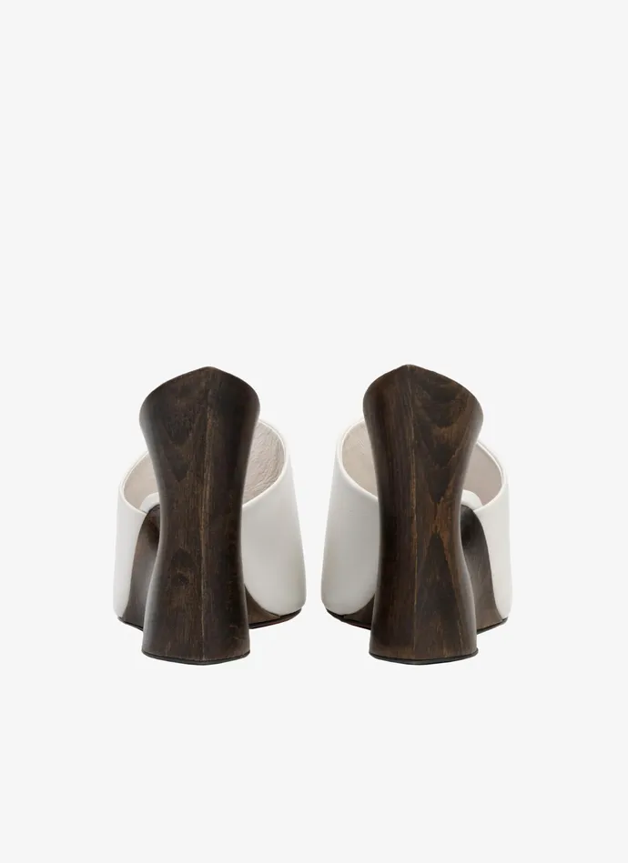 Off White La Sculpture Mules In Calfskin and Wood Women Alaa La Sculpture Off White La Sculpture Mules In Calfskin and Wood Women Alaa La Sculpture