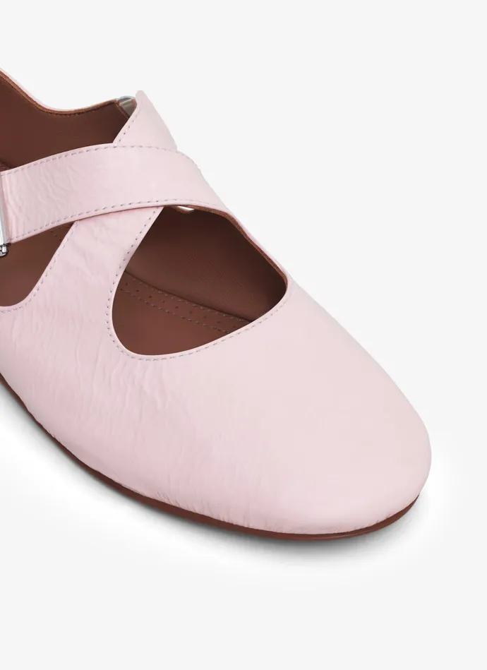 Pink CRISS CROSS BALET FLATS IN PATENT CALFSKIN Women Alaa La Ballerine