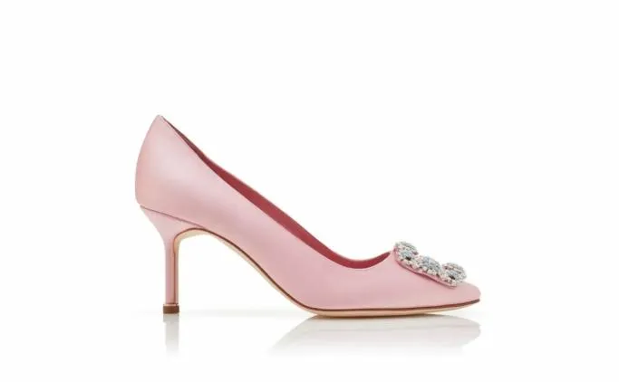 Pumps Women Manolo Blahnik HANGISI 70Light Pink Satin Jewel Buckle Pumps Pumps Women Manolo Blahnik HANGISI 70Light Pink Satin Jewel Buckle Pumps