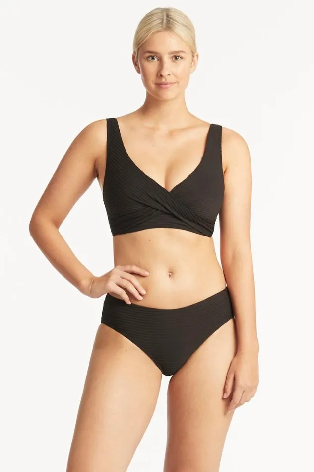 Spinnaker Cross Front Multifit Bra Spinnaker Black Women Sea Level Tops
