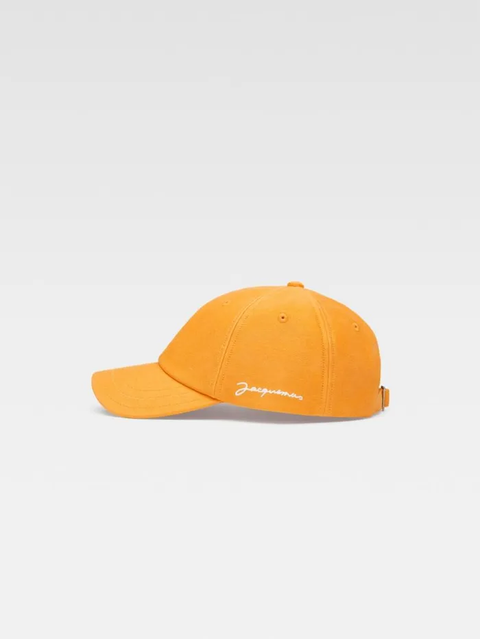 The Jacquemus Cap Dark Orange Women JACQUEMUS Hats The Jacquemus Cap Dark Orange Women JACQUEMUS Hats
