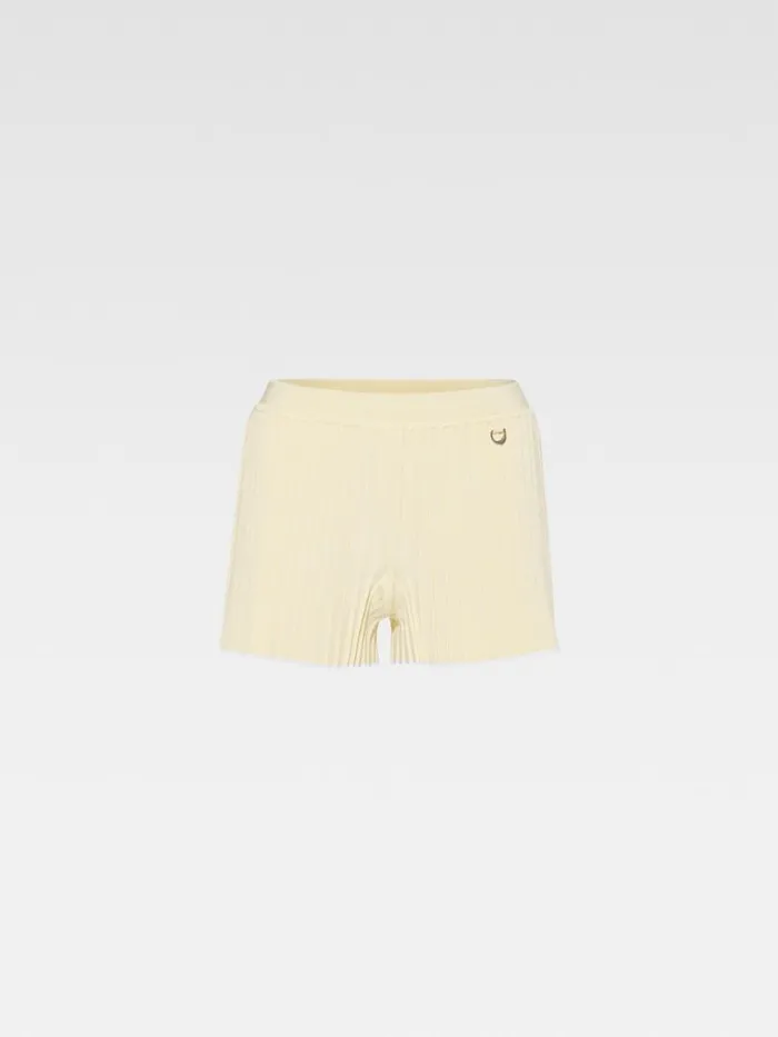 The Pleated Knit Shorts Light Yellow Women JACQUEMUS Trousers and Shorts The Pleated Knit Shorts Light Yellow Women JACQUEMUS Trousers and Shorts