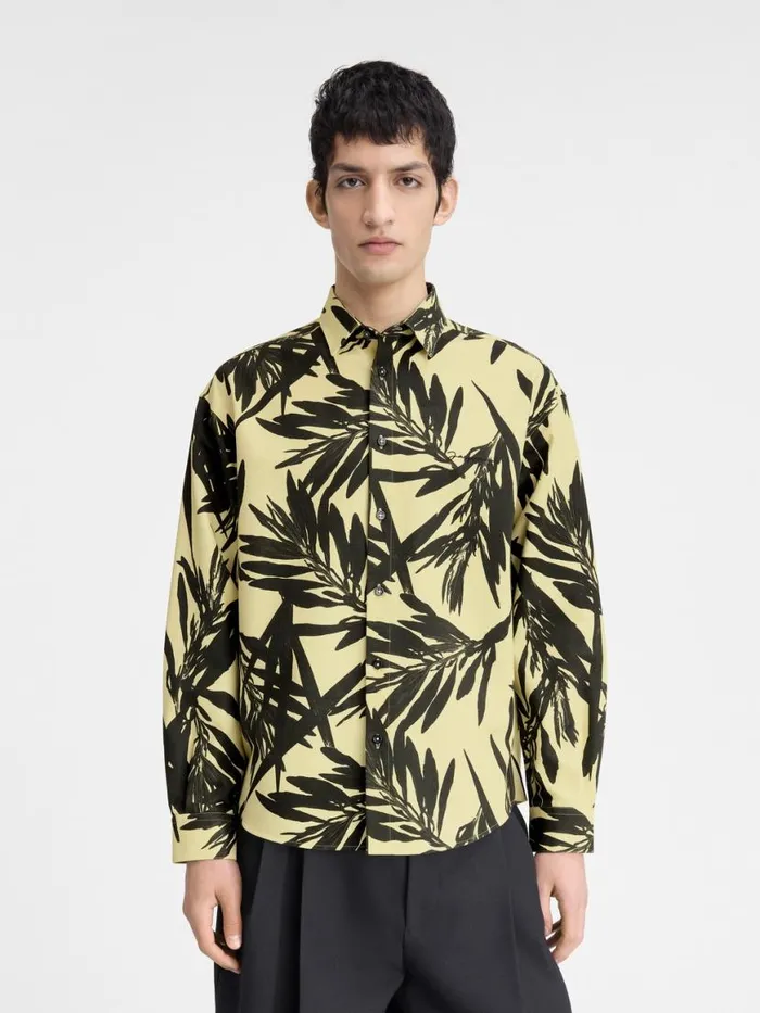 The Simon Shirt Print Foliage Black Yellow Men JACQUEMUS Shirts The Simon Shirt Print Foliage Black Yellow Men JACQUEMUS Shirts