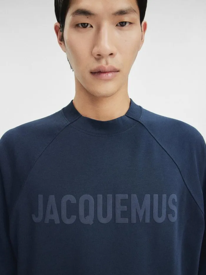 The Typo Tshirt Dark Navy Men JACQUEMUS Tshirts The Typo Tshirt Dark Navy Men JACQUEMUS Tshirts
