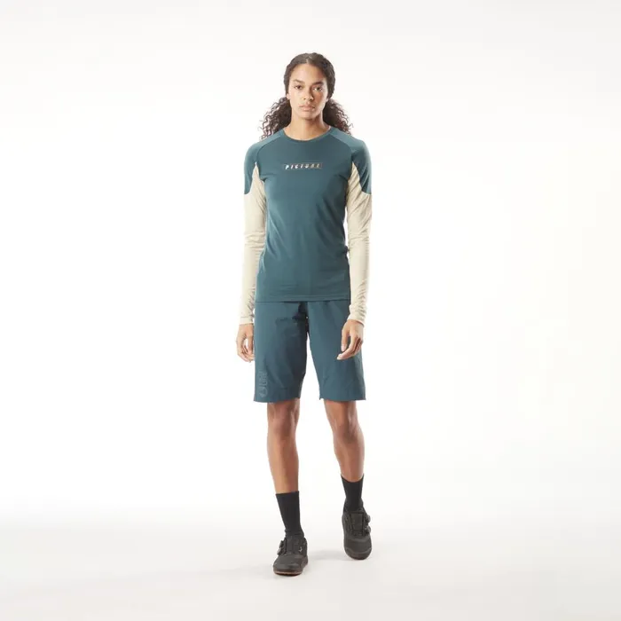 Woman VELLIR STRETCH W SHORTS Picture Organic Clothing Shorts