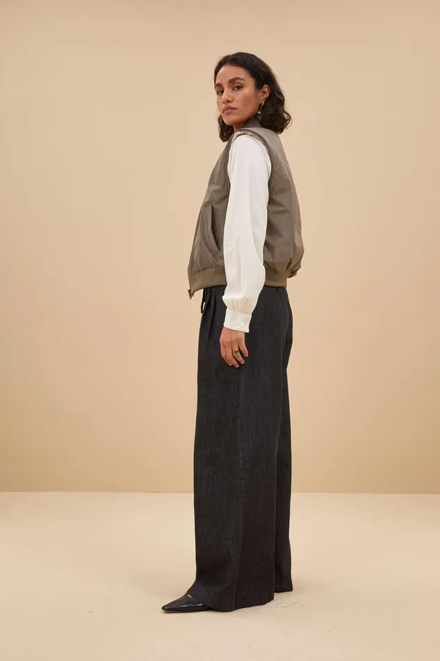 Women Aleksi Sleeveless Jacket Clay Bybar Jackets