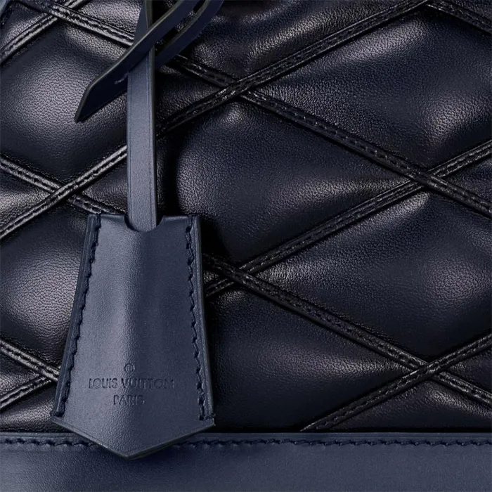 Women Alma Bag Louis Vuitton Louis Vuitton Navy Blue M23666 Alma BB 8211 Louis Vuitton Handbag Store