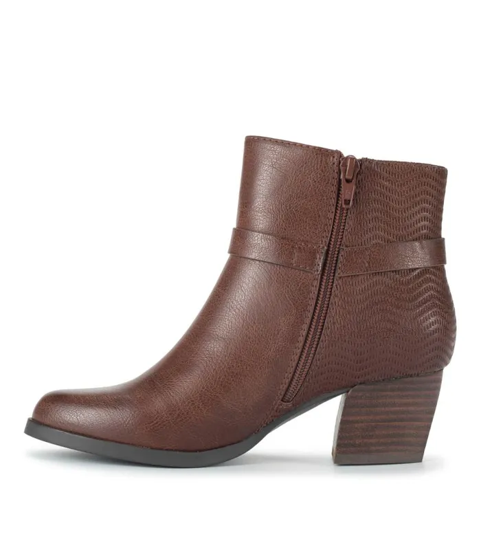Women Baretraps Booties Linda Block Heel Bootie Oak Women Baretraps Booties Linda Block Heel Bootie Oak