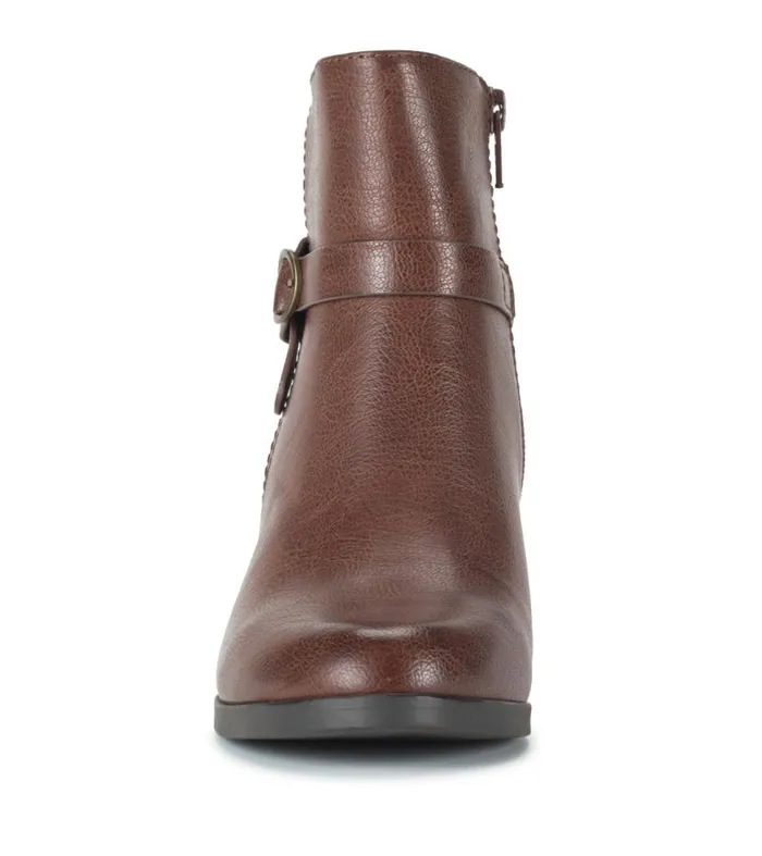 Women Baretraps Booties Linda Block Heel Bootie Oak Women Baretraps Booties Linda Block Heel Bootie Oak