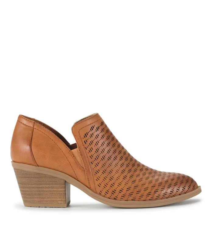 Women Baretraps Booties Slaine Ankle Bootie Cognac Women Baretraps Booties Slaine Ankle Bootie Cognac