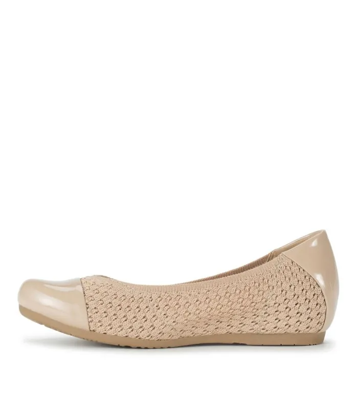 Women Baretraps Flats and Loafers Mia Casual Flat Sand Women Baretraps Flats and Loafers Mia Casual Flat Sand