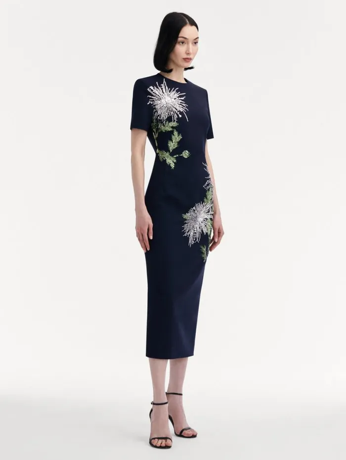 Women Chrysanthemum Crystal Embroidered Pencil Dress Navy Oscar De La Renta Dresses Women Chrysanthemum Crystal Embroidered Pencil Dress Navy Oscar De La Renta Dresses