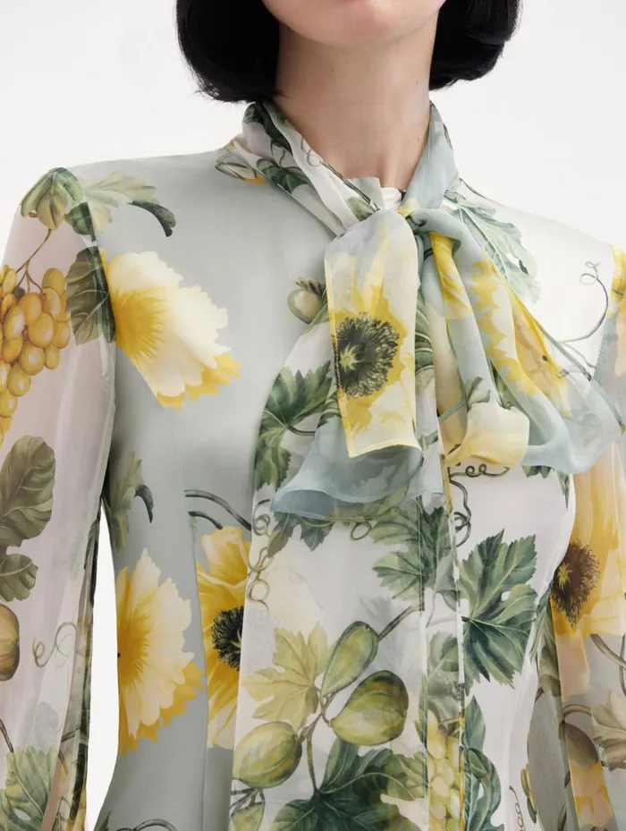 Women Fig and Grapes Silk Twill Caftan Multi Oscar De La Renta Gowns and Caftans Women Fig and Grapes Silk Twill Caftan Multi Oscar De La Renta Gowns and Caftans