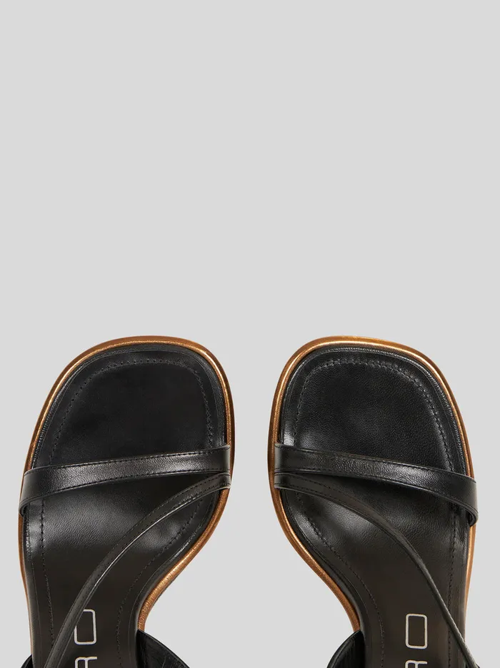 Women Leather Sandals And Straps Etro Sandals And Clogs