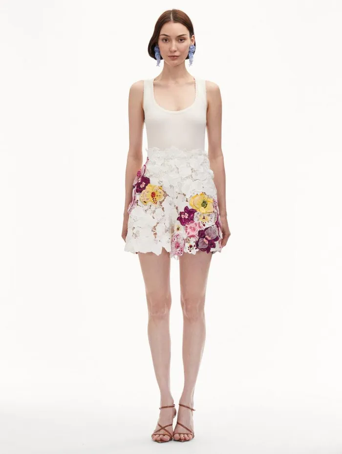 Women Orchid Embroidered Guipure Shorts White Oscar De La Renta Pants and Skirts